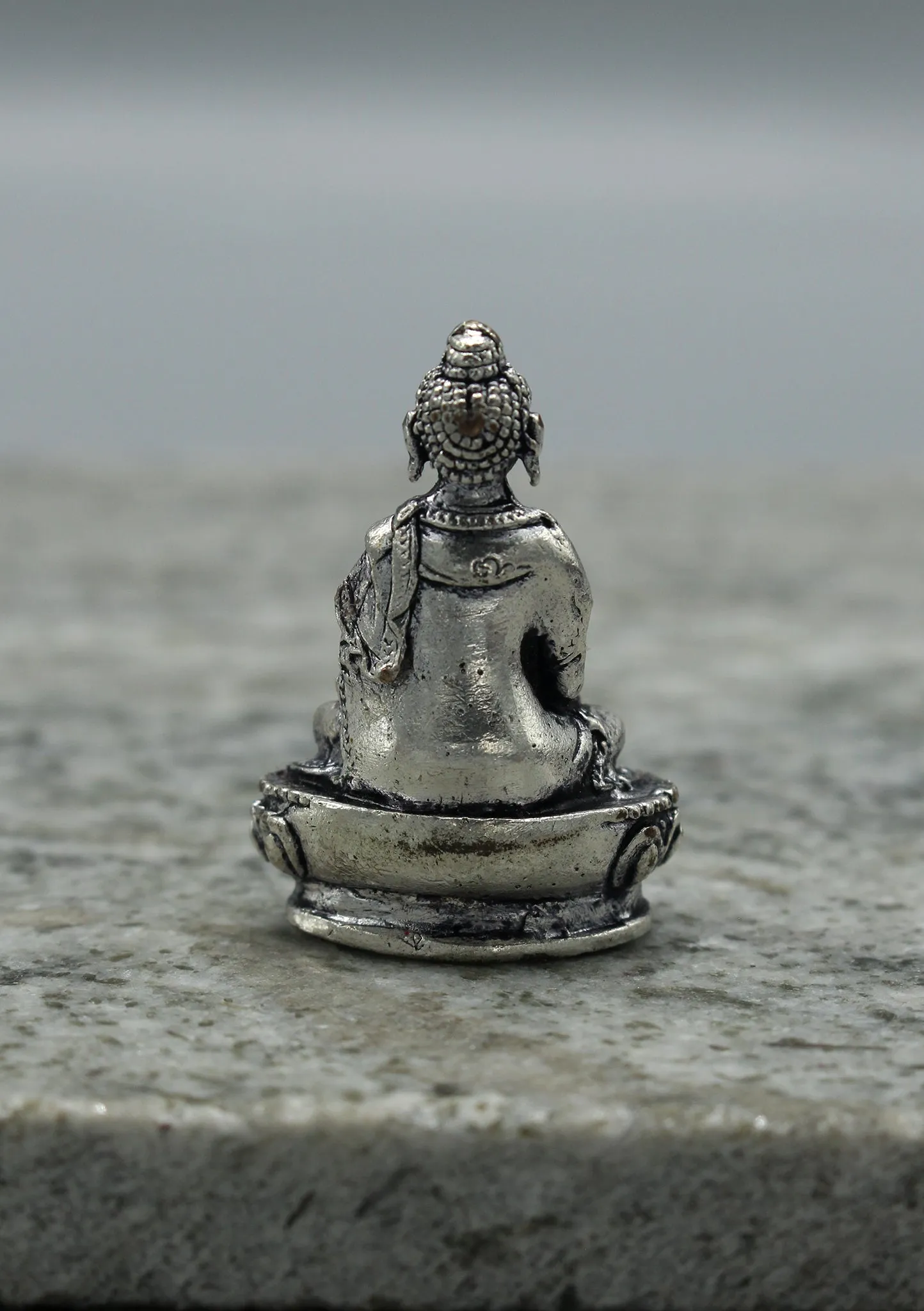 White Metal Tiny Shakyamuni Buddha Statue 4 cm High
